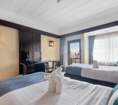 Двухместный номер Superior с видом на бассейн двуспальная кровать в Diamond Cottage Resort & Spa