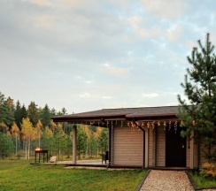 Двухместный коттедж двуспальная кровать в Винни-Вилла