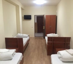 Кровать в общем номере в Новоясеневская