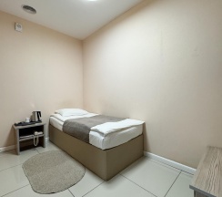 Номер эконом (без окна) в Central Hotel