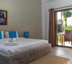 Бунгало с видом на сад в Отель Secret Garden Beach Resort