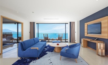 Люкс Ambassador с видом на океан в Курортный отель Da Nang Mikazuki Japanese Resorts and Spa