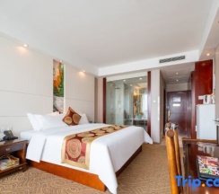 Двухместный номер Deluxe двуспальная кровать в Linghai Hotel