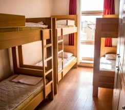 Кровать в общем номере в HI Hostel Zagreb