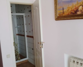 Трёхместный номер Economy с красивым видом из окна в ЭлеГрия