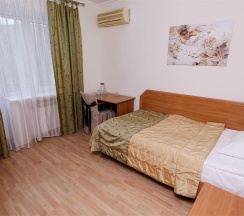 Номер Полулюкс 2-5 в Интурист