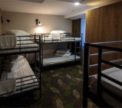 Койко-место в десятиместном номере в DEVONHOTEL
