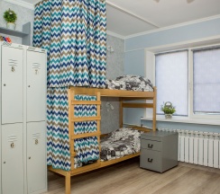 Койко-место в мужском номере на 6 человек в Koenig hostel