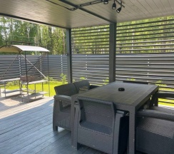 Апартаменты с 2 комнатами с красивым видом из окна в Можайское приморье