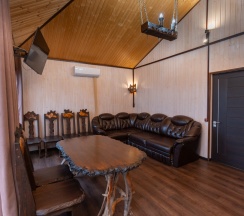 Улучшенный четырехместный номер в Сияние Севера