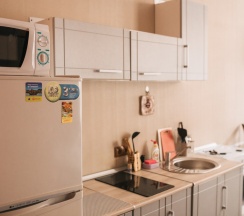 Студия с балконом и 3мя окнами на Светланской 7-14 в Порто-франко