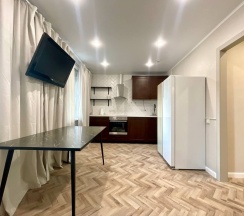 Евро-двухкомнатная квартира в ЖК "Дом БДТ" в Rauktis apartments