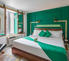 Двухместный люкс двуспальная кровать в Artel Hotel Times Square