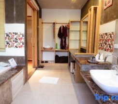 Люкс Executive с видом на море в Vartika Resovilla KuiBuri Beach Resort and Villas