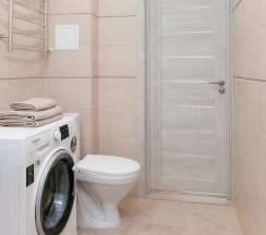 4-местные апартаменты студия с 1 двуспальной кроватью в AntoninaApartments (АнтонинаАпартментс) на улице Крылова
