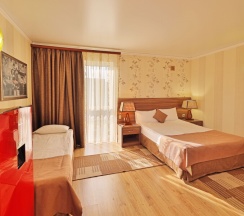 Трёхместный номер без балкона в Лорис