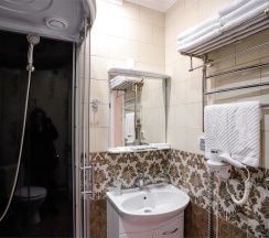 Первая категория-семейный номер в Олимпия