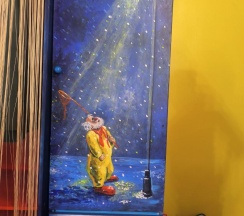 Кровать в 4-местном общем номере Чаплин в Дом Радости