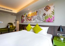 Номер Deluxe в Maitria Hotel Rama 9 Bangkok