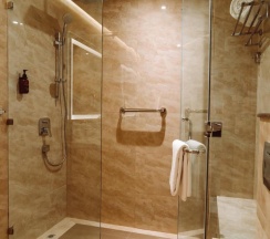 Четырёхместные апартаменты Premium с 2 комнатами в HE Hotel Apartment