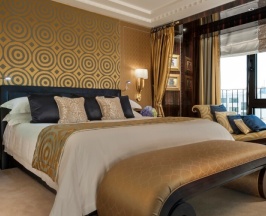 Двухместный люкс The Blue двуспальная кровать в Four Seasons Hotel London at Park Lane