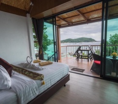 Бунгало Deluxe с видом на море в Chareena Hill Resort - Pattaya Beach Koh Lipe