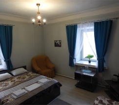 Улучшенный номер с 1 двухместной кроватью в Dom hostel