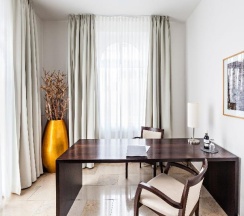 Двухместный номер Standard двуспальная кровать в Burns Art Hotel