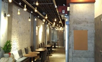 Кровать в общем номере (женский номер) в DAN Hostel