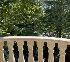 Люкс с балконом в Золотой лотос