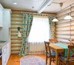 Дом «Медовый» в Лесная сказка