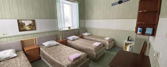 Четырёхместный номер Standard в Малахит