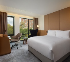 Номер Superior, с видом во внутренний двор - с двуспальной кроватью в Mövenpick Москва Таганская