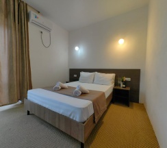 Стандартный четырехместный номер в Белое солнце