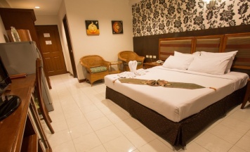 Двухместный номер Superior двуспальная кровать в Inn House Hotel