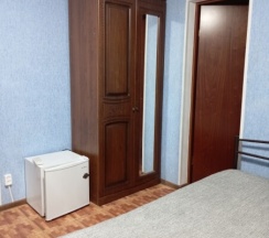 Стандарт-1 трёхместный с удобствами в Курортный