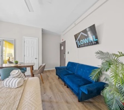 Четырёхместная студия Premium в Miami International by Lowkl