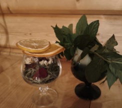 Четырёхместный номер Standard с видом на внутренний двор в Усадьба