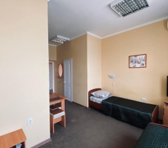 4-местный номер стандарт семейный в Надежда