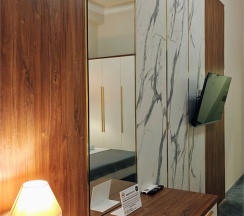 3 этаж I Четырехместный с  двуспальными кроватями в Марис