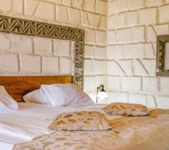Двухместный номер Standard Rock двуспальная кровать в Ottoman Cave Suites