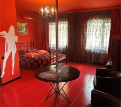 Red Room в Айвенго