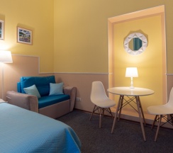 Полулюкс в Искра