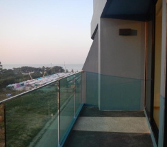 Апартаменты с балконом в Acqua Condominium 2