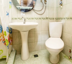 Трехместный номер с двуспальной и односпальной кроватями в Сочи Олимпийский парк Сириус