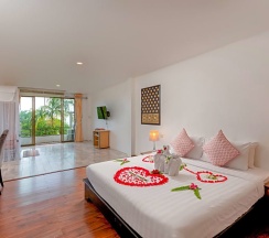 Номер Standard Пентхаус в Club Bamboo Boutique Patong Beach Resort