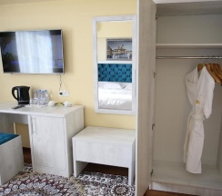 Двухместный номер Comfort двуспальная кровать в Altai Business Hotel