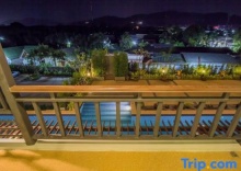 Трёхместный номер Deluxe в Baba House Phuket Hotel