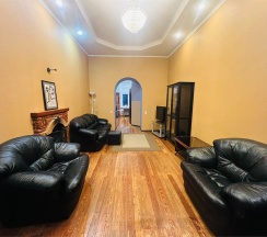 Апартаменты 2 спальни с камином у Банковского мостика в Dere-apartments