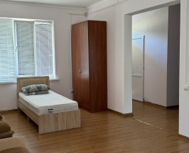 Стандартный пятиместный номер в Маяк